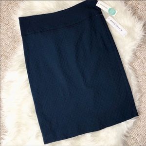 Margaret M ‘Christiana Textured Pencil Skirt’-Navy